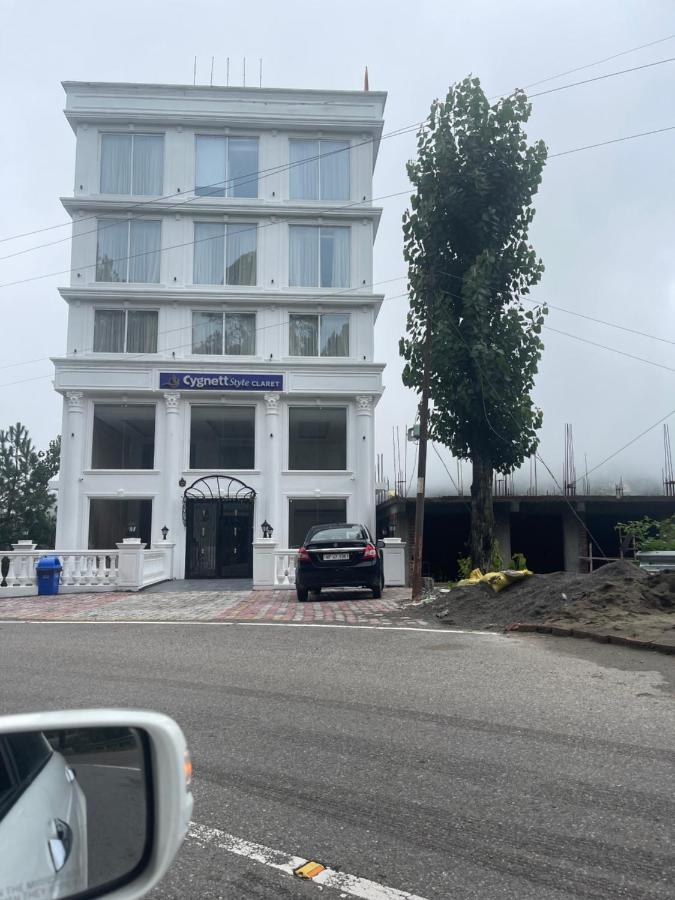 Claret Inn & Suite Dalhousie Bagian luar foto